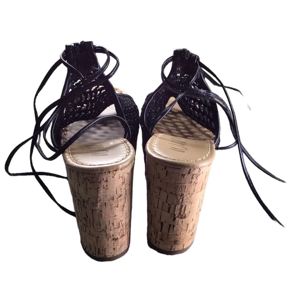Wild Pair woman’s black knit brown cork Wedges size7